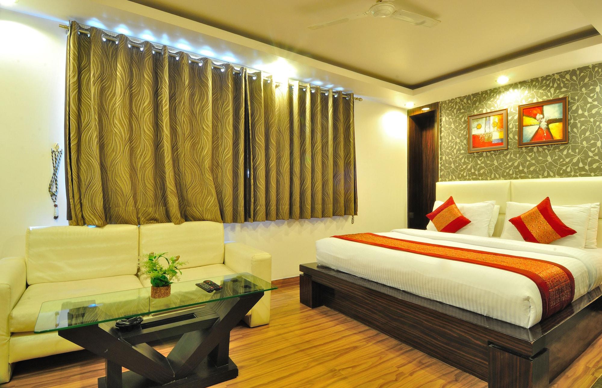 Elegance Hotel New Delhi