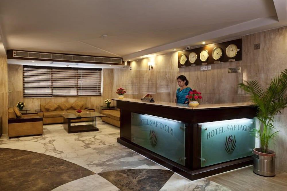 Hotel Saptagiri 3*