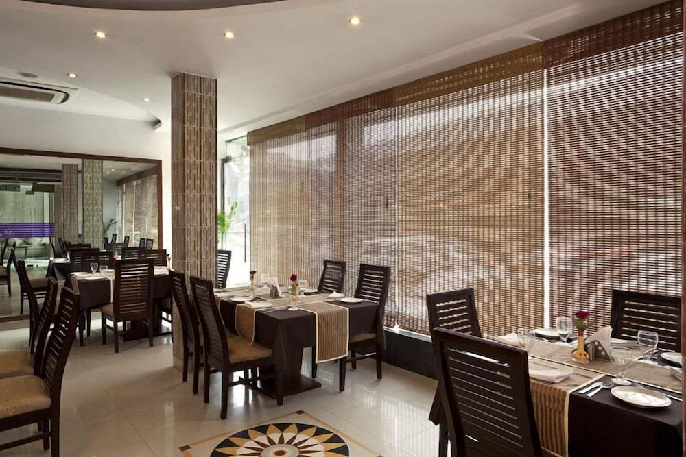 Hotel Saptagiri New Delhi