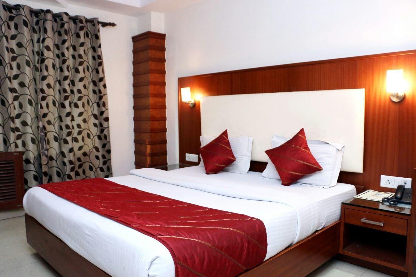 Hotel High 5 Land Delhi (National Capital Territory of India)
