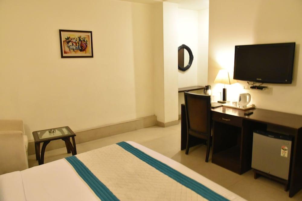 The Impress Near Delhi Airport New Delhi