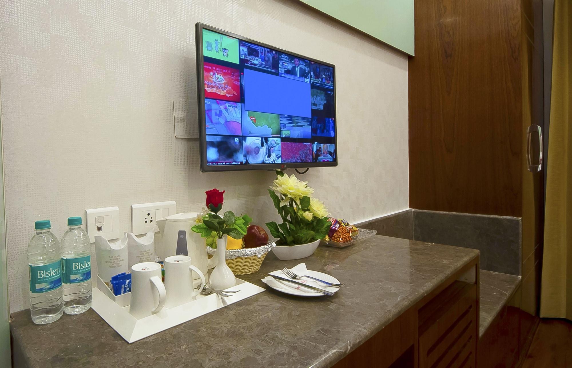 Swaran Palace Hotel