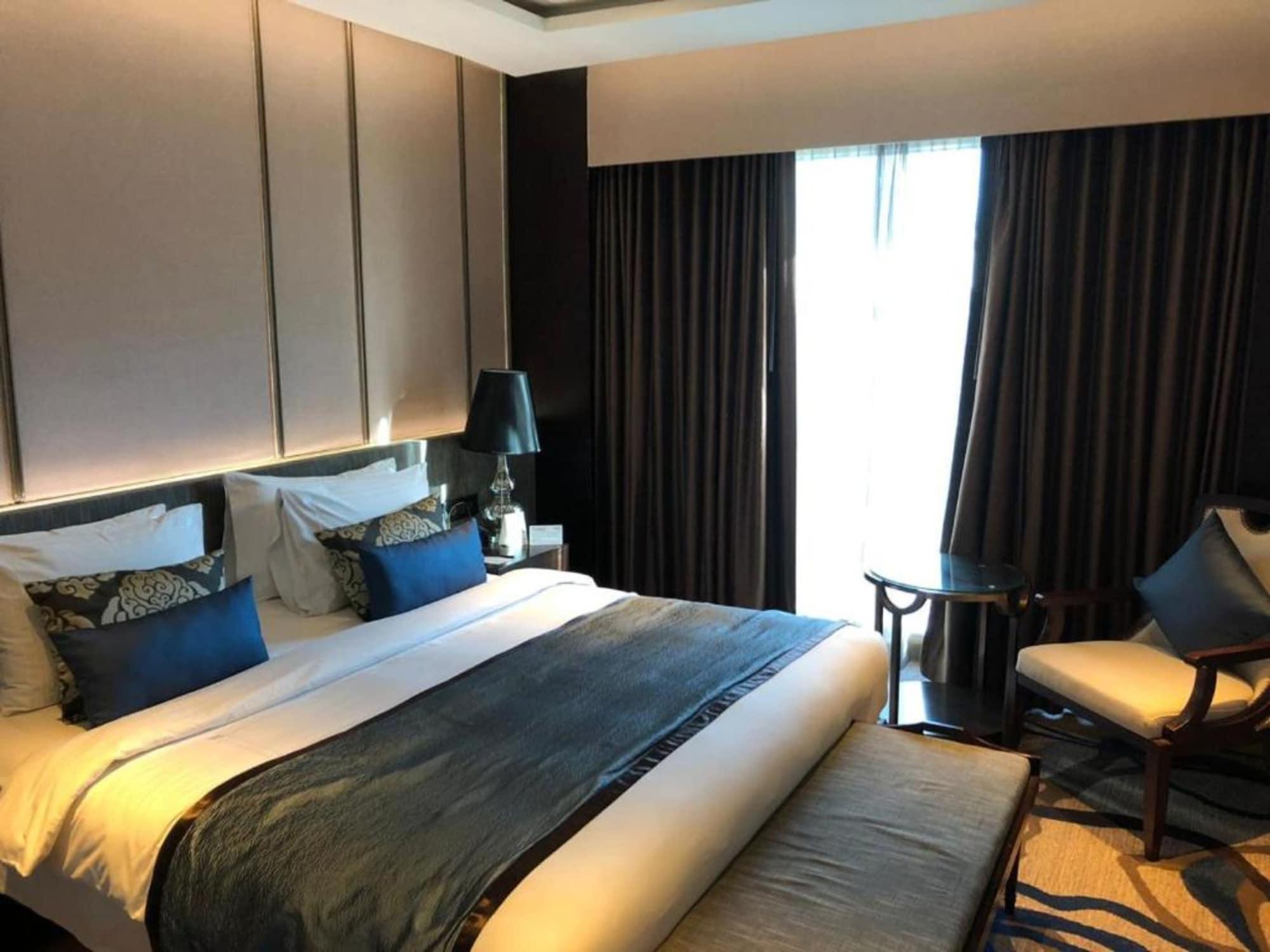 Pride Plaza Hotel, Aerocity 5*