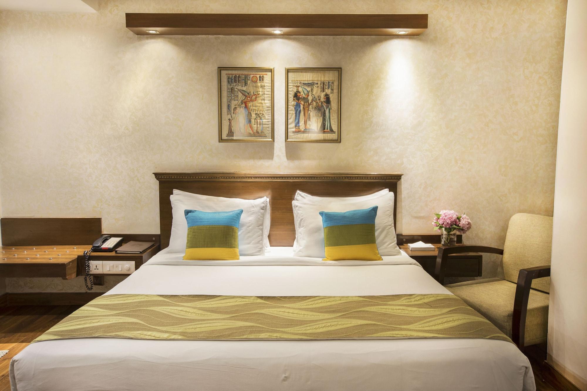 Rockland Hotel, C.r Park