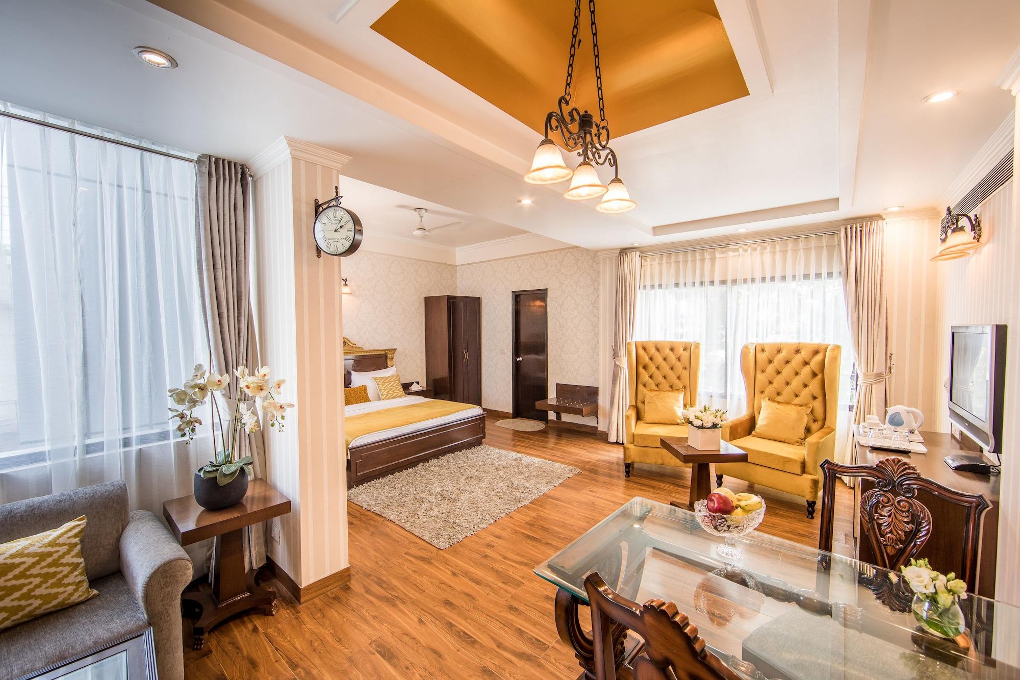 Rockland Hotel, C.r Park Hotel 4*