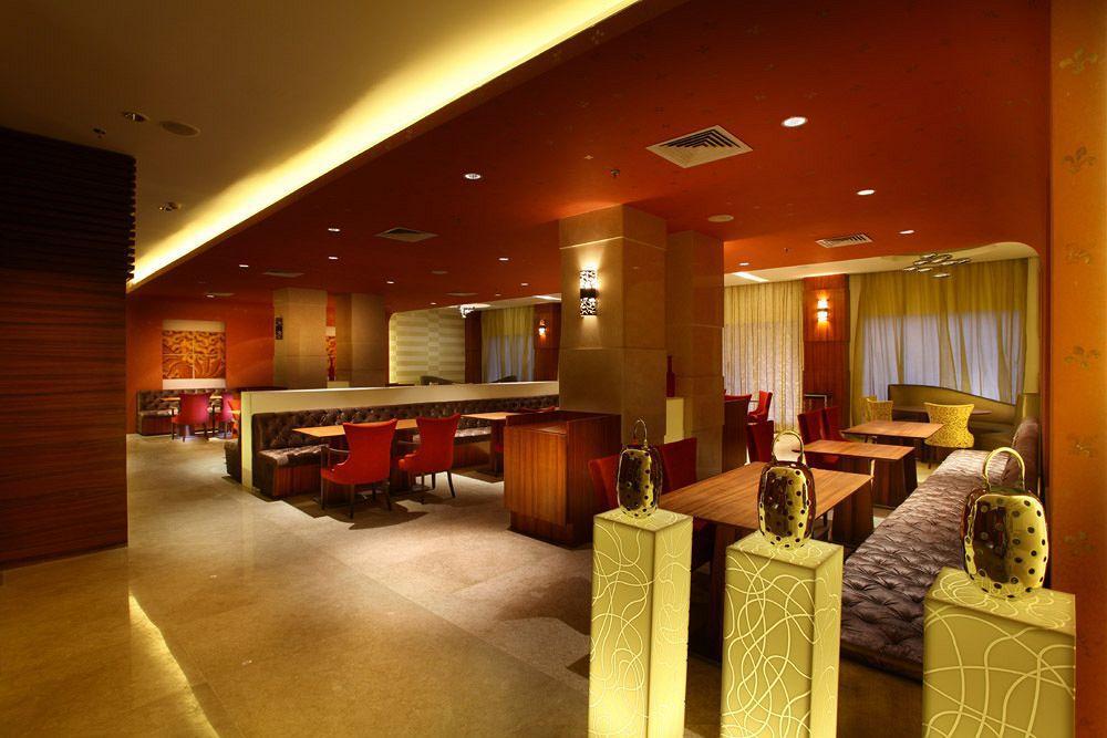 Hotel Park Plaza Shahdara 5*