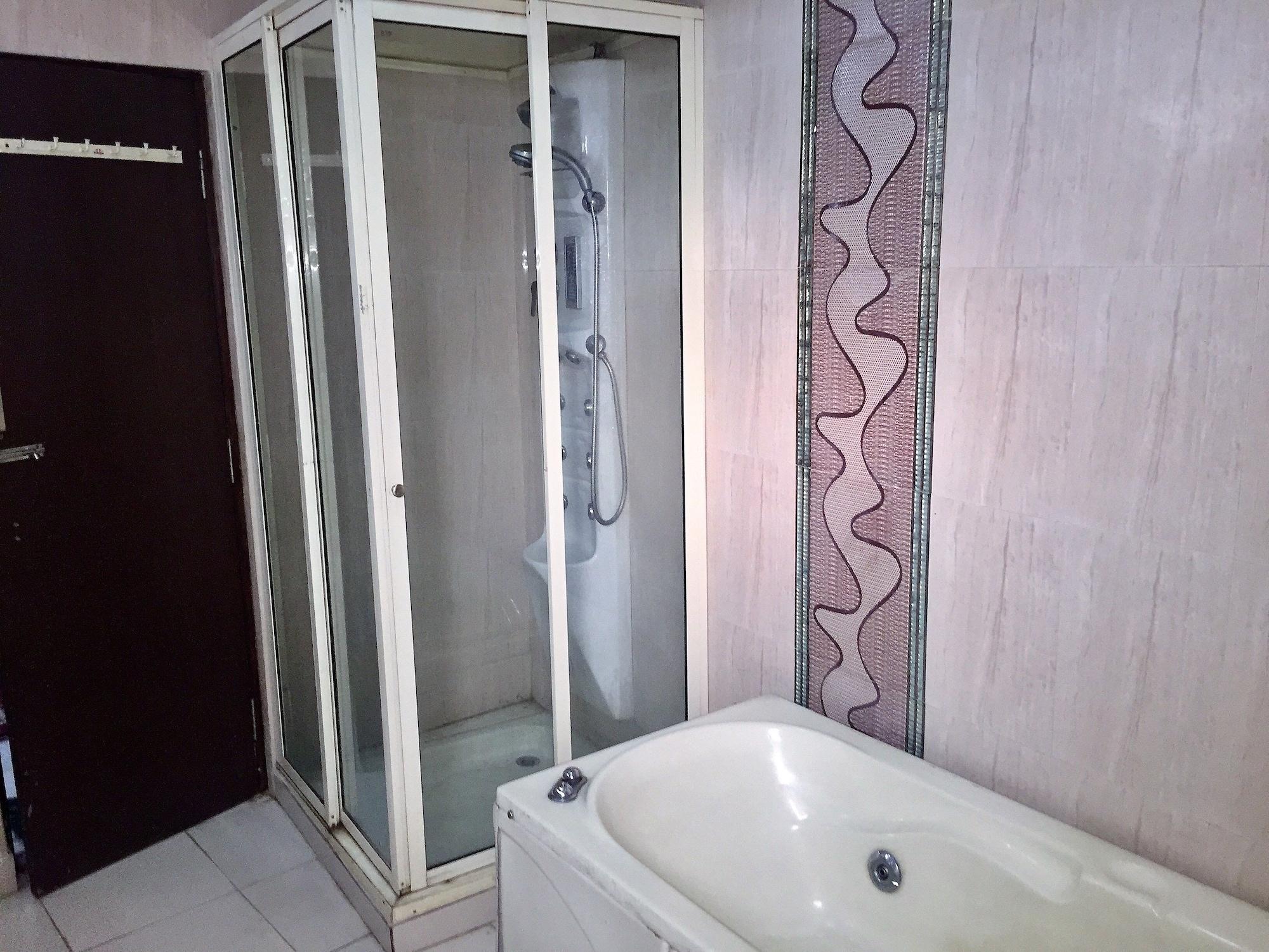 Hotel Airport Vishal Residency