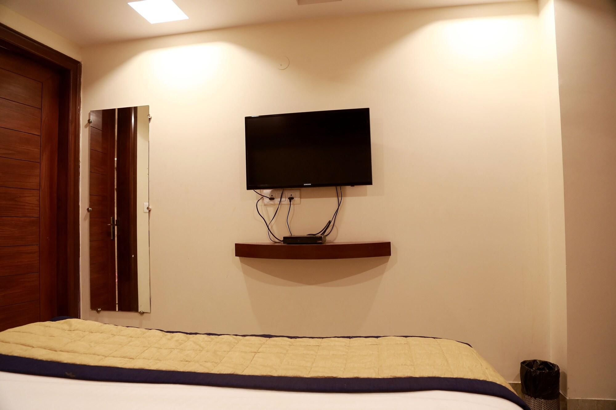 Hotel Geeta Saar New Delhi