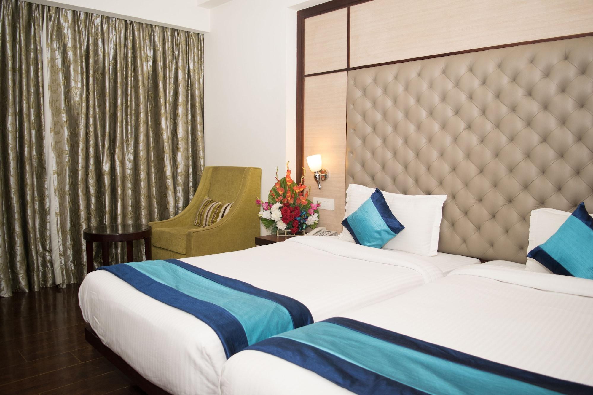 Hotel Mint Oodles 2 Mins To Nehru Enclave Metro New Delhi