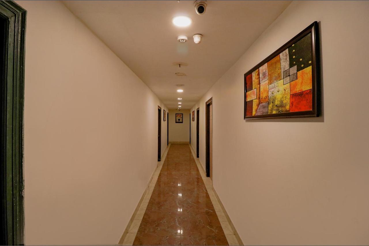Royal - Akshardham Temple Hotel 3*