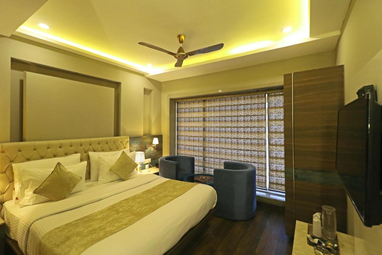 The Ivy Grand With Free Secured Parking 4* New Delhi