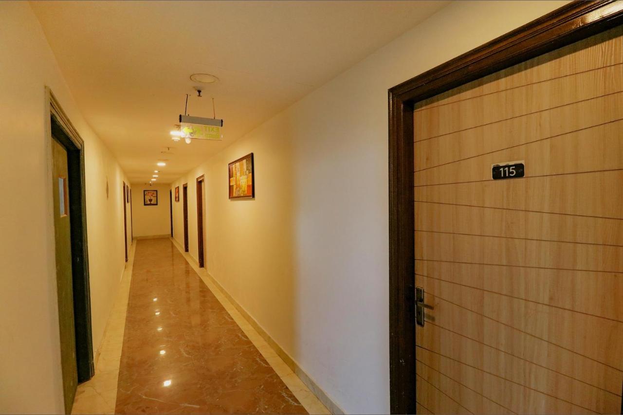 Hotel Royal - Akshardham Temple 3*