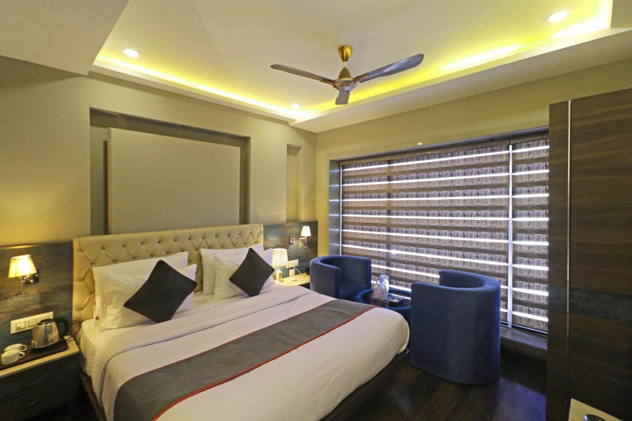 The Ivy Grand With Free Secured Parking Hotel New Delhi