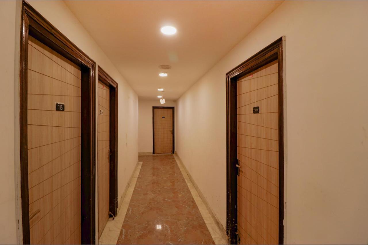 Hotel Royal - Akshardham Temple New Delhi