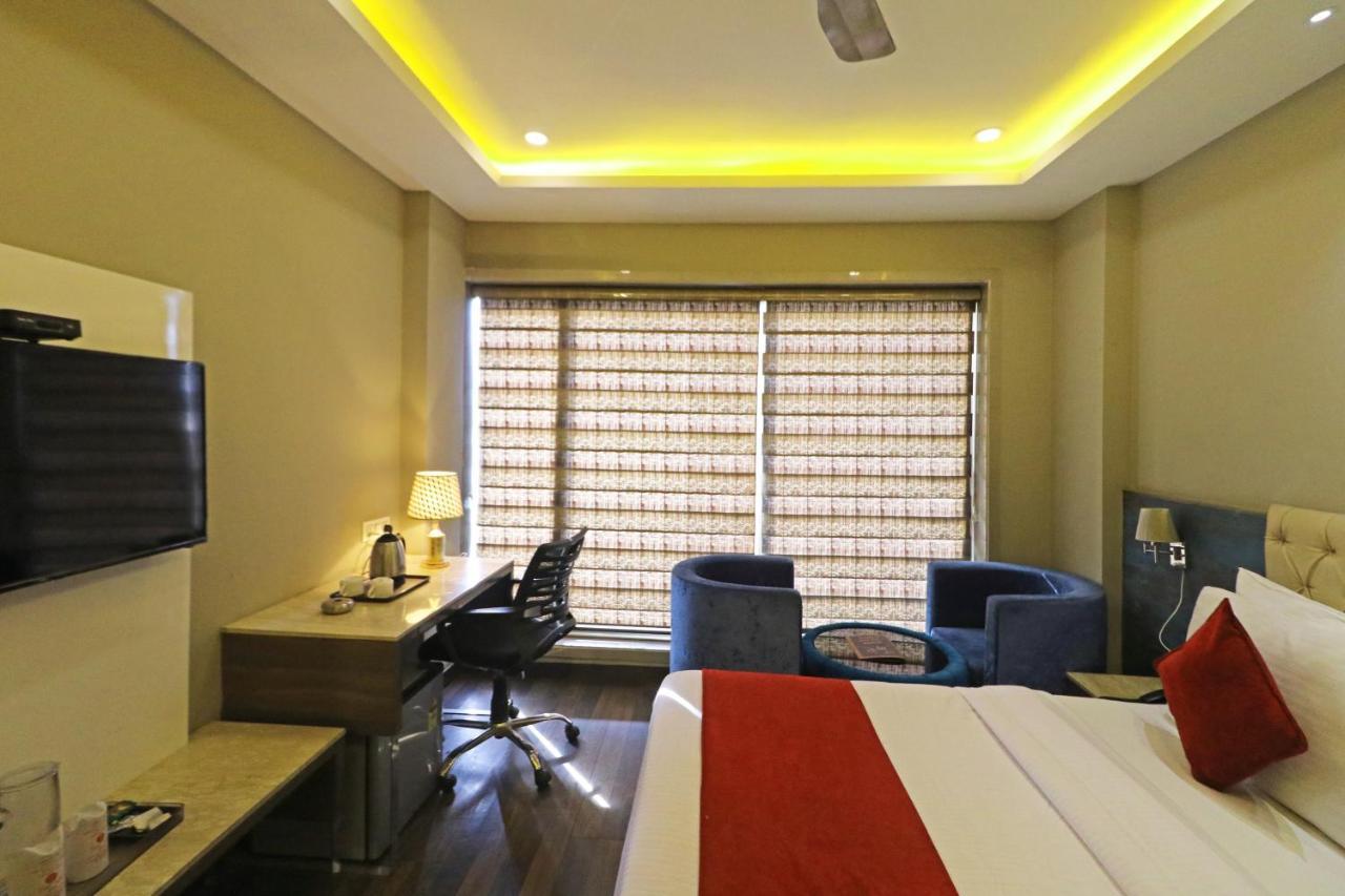 Hotel The Ivy Grand With Free Secured Parking 4*