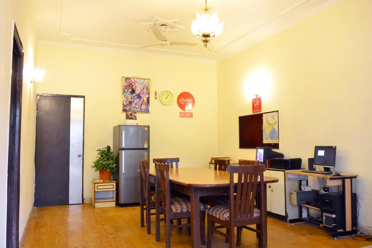 Oyo Baikunth Kuteer Near Dilli Haat Ina Casa de hóspedes 3*