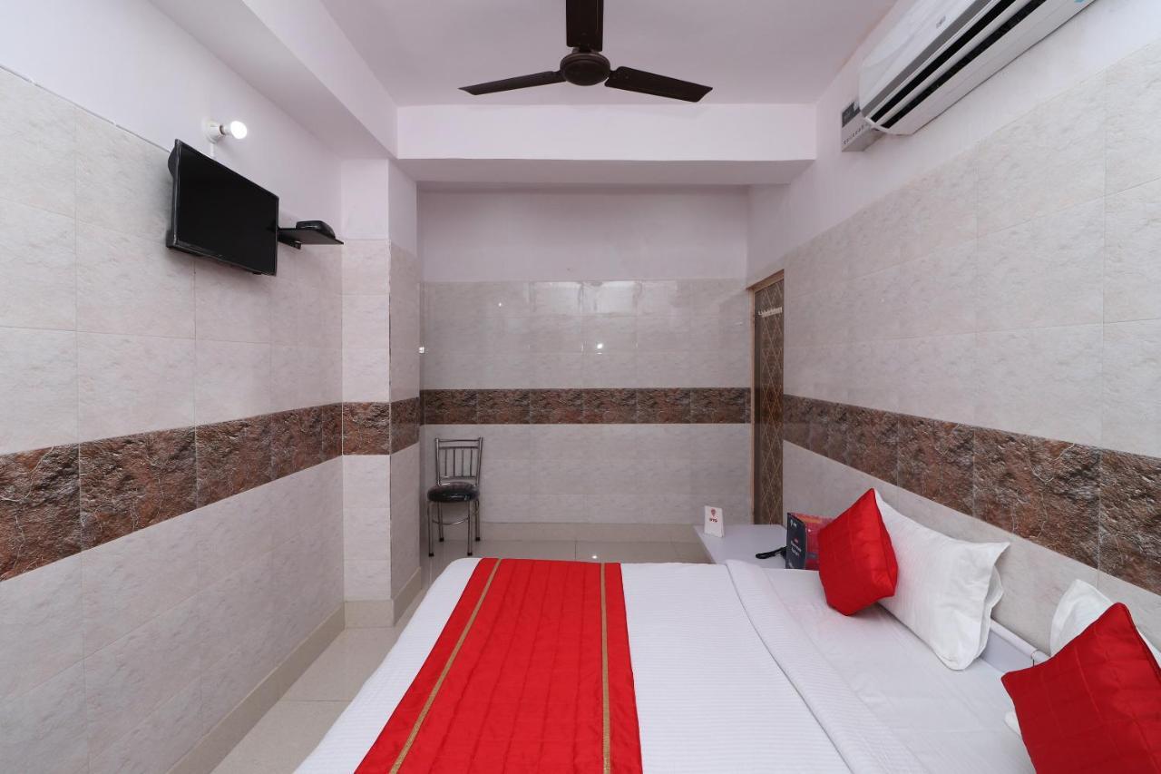 Oyo New Capital Near M2k Cinemas Rohini Hotel Delhi (National Capital Territory of India)