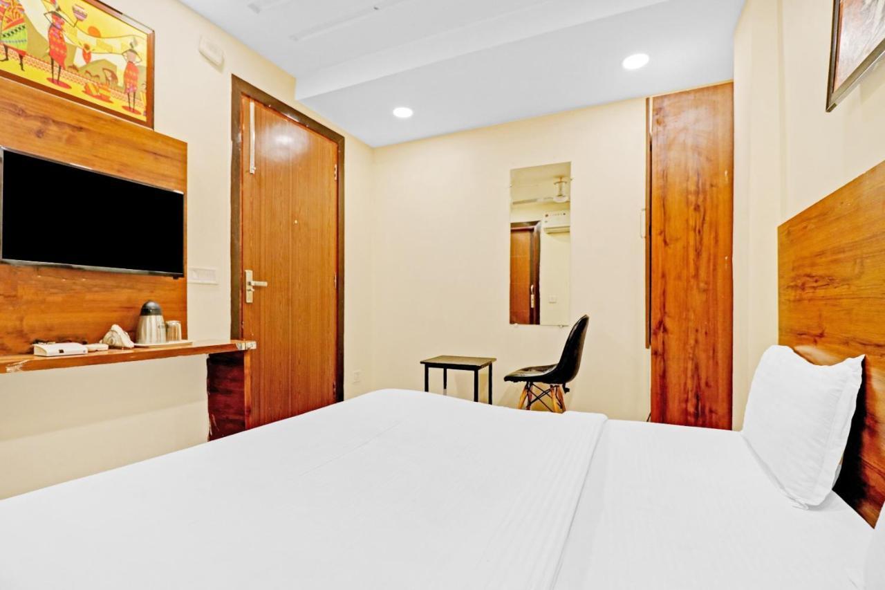 Oyo 45940 Grand Imperial Hotel Delhi (National Capital Territory of India)