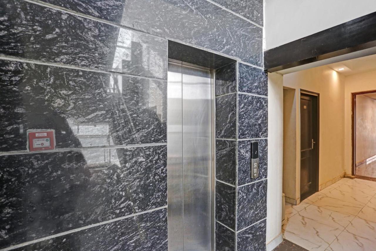 Oyo Townhouse 709 The Delight 4*
