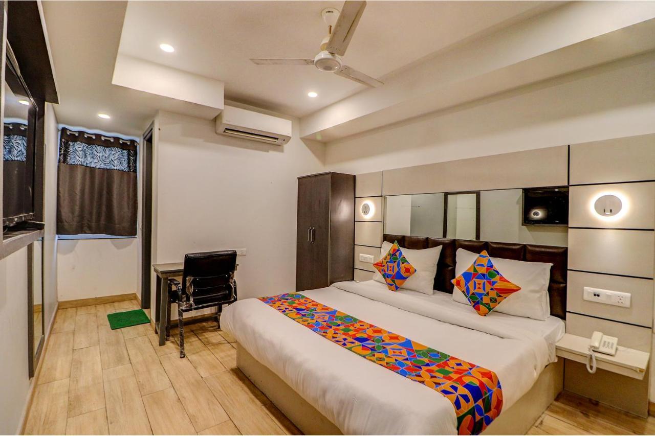 Fabhotel F9 Kirti Nagar New Delhi