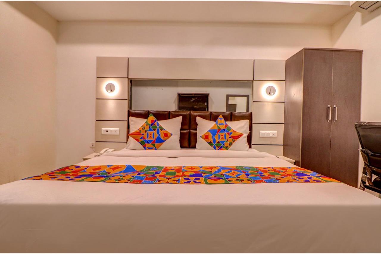 Fabhotel F9 Kirti Nagar 3* New Delhi