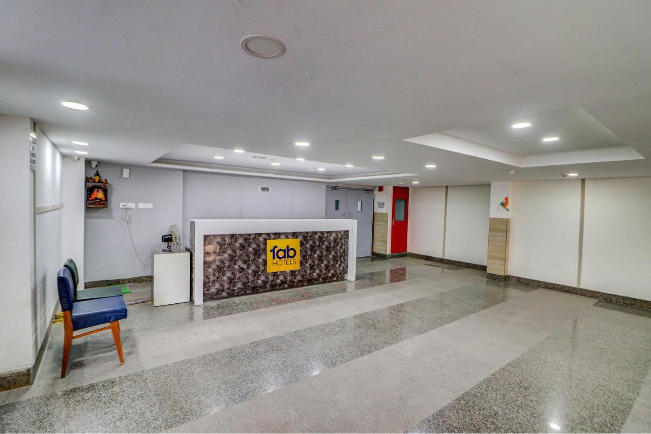 Fabhotel F9 Kirti Nagar New Delhi