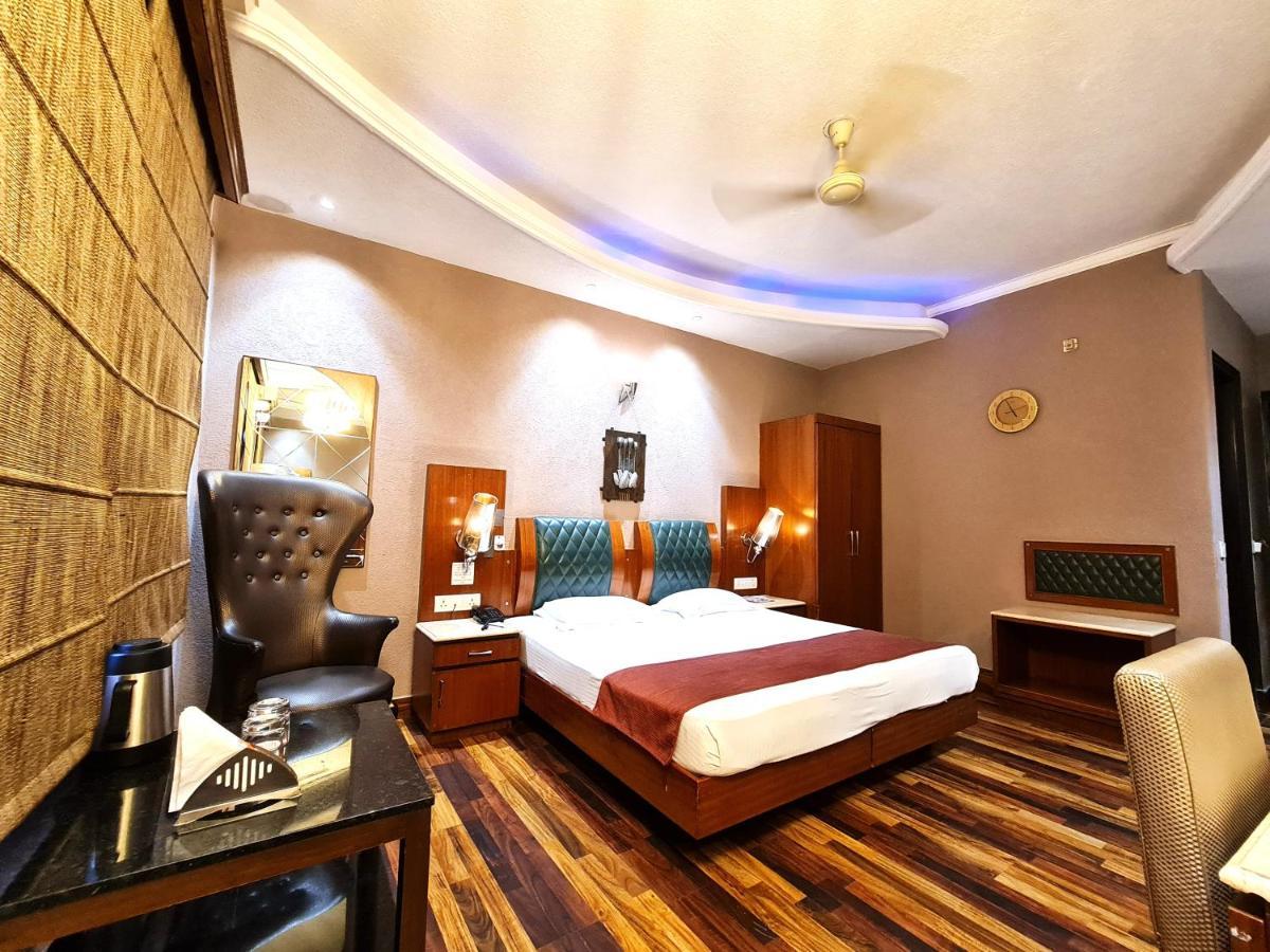 Royal Castle Grand 2* New Delhi