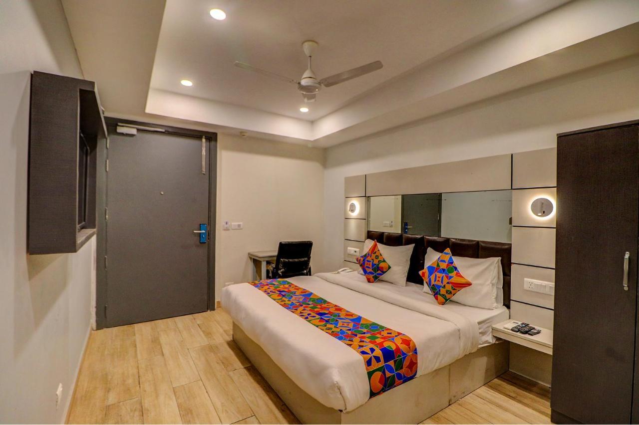 Hotel Fabhotel F9 Kirti Nagar New Delhi