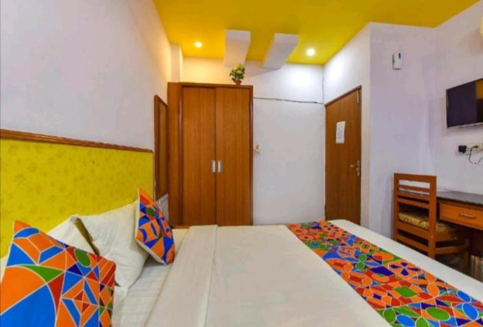 Hrs New Delhi