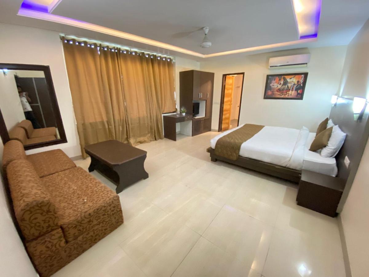 Airport Vishal Residency New Delhi