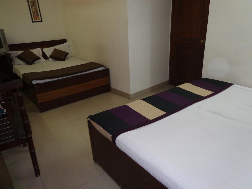 Hotel R S International @ Paharganj