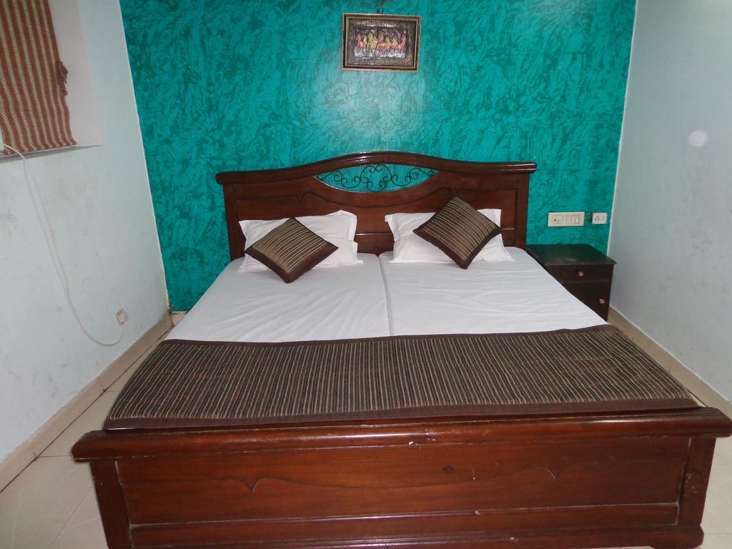 Hotel Hotel R S International @ Paharganj