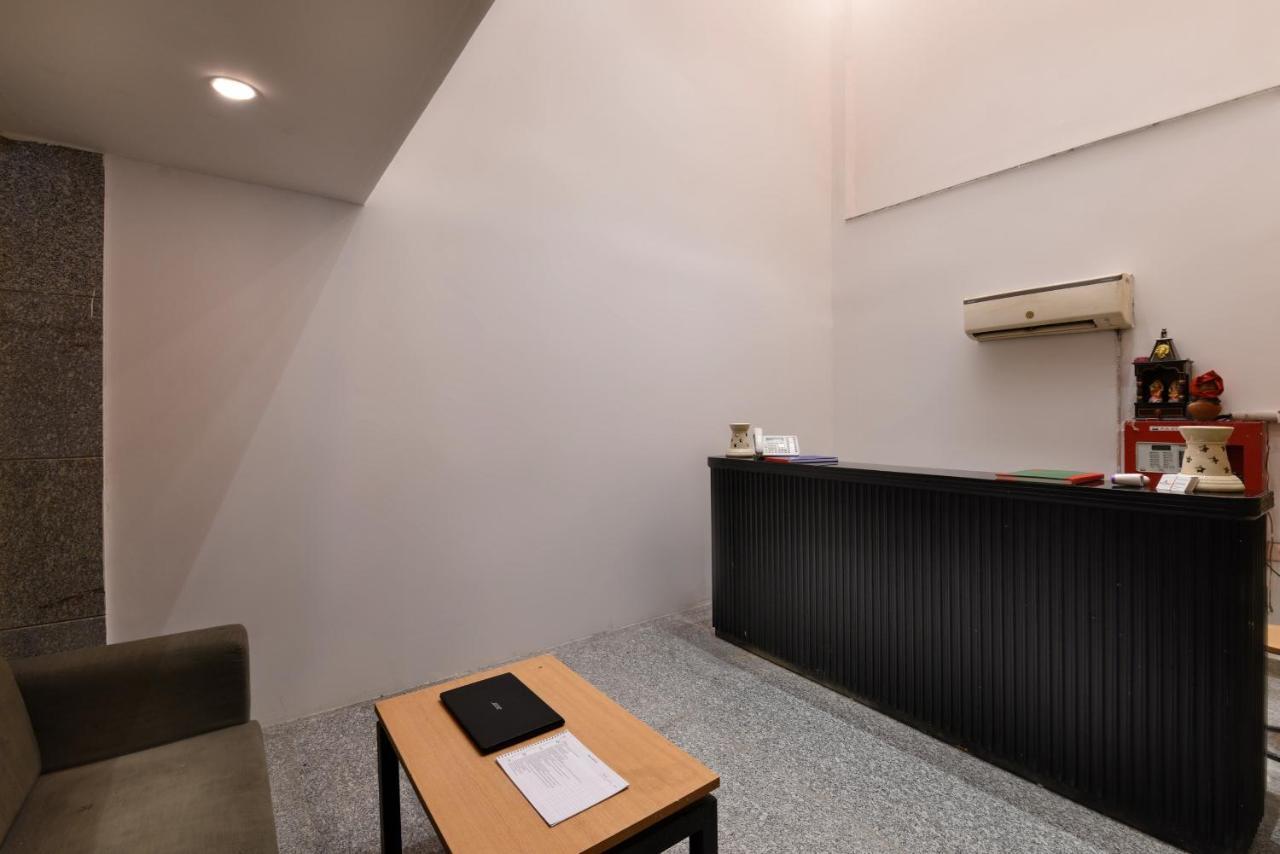 Saffron Gold Hotel New Delhi