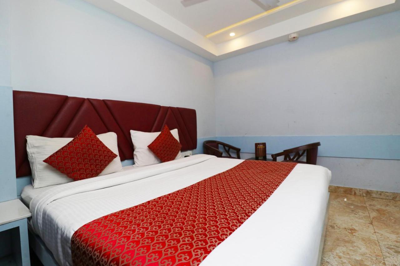 De Cruise - Railway Station Hotel Nova Deli