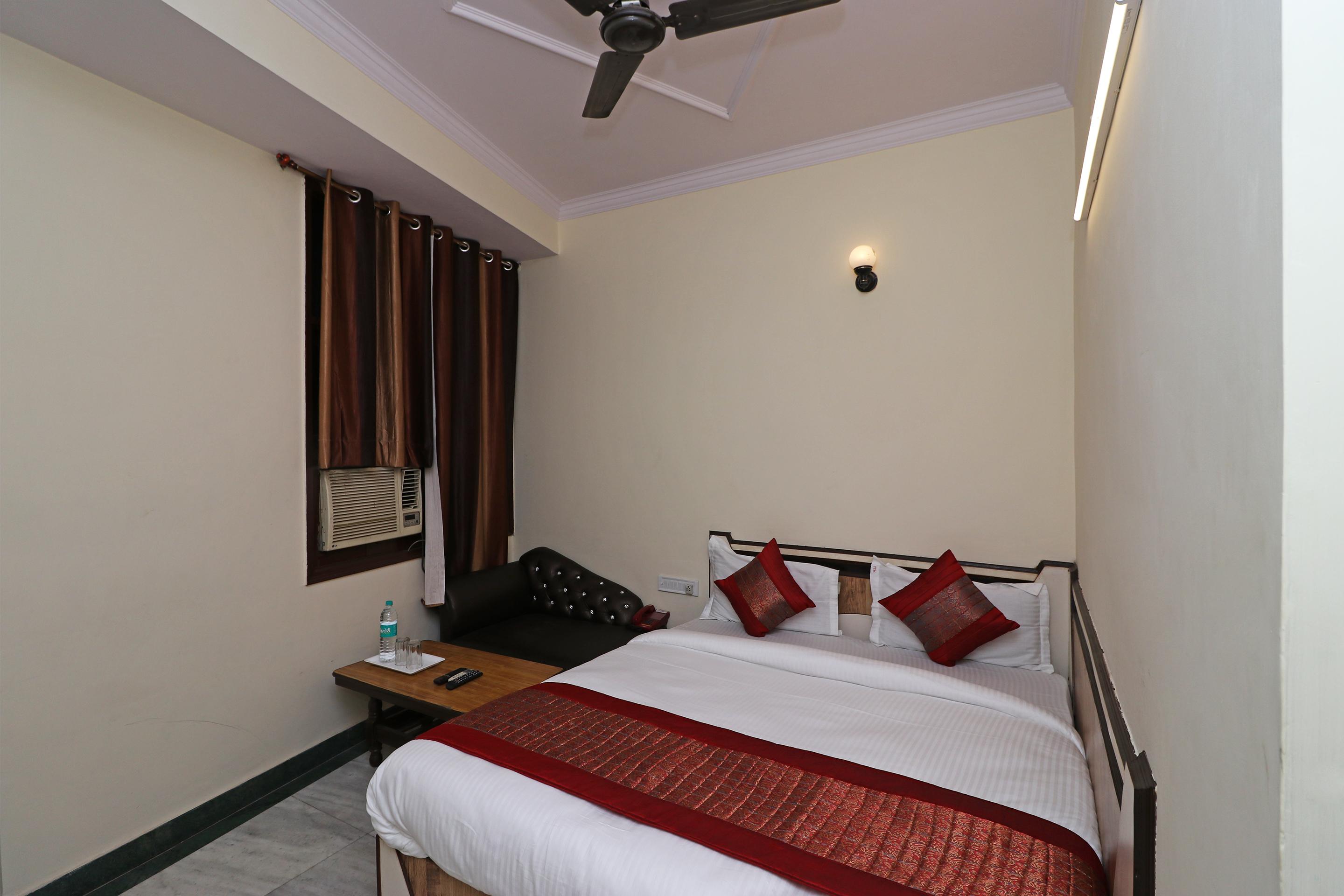 Adb Silver Shine Hotel