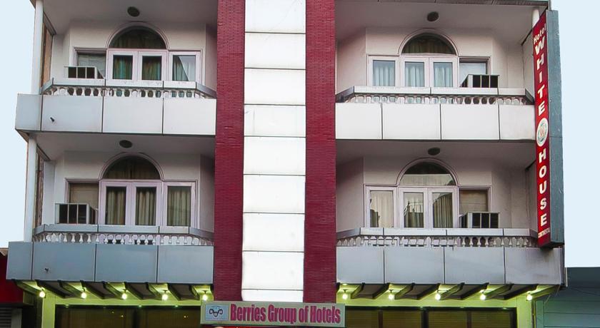 Capital O 2382 White House Continental Hotel 3*
