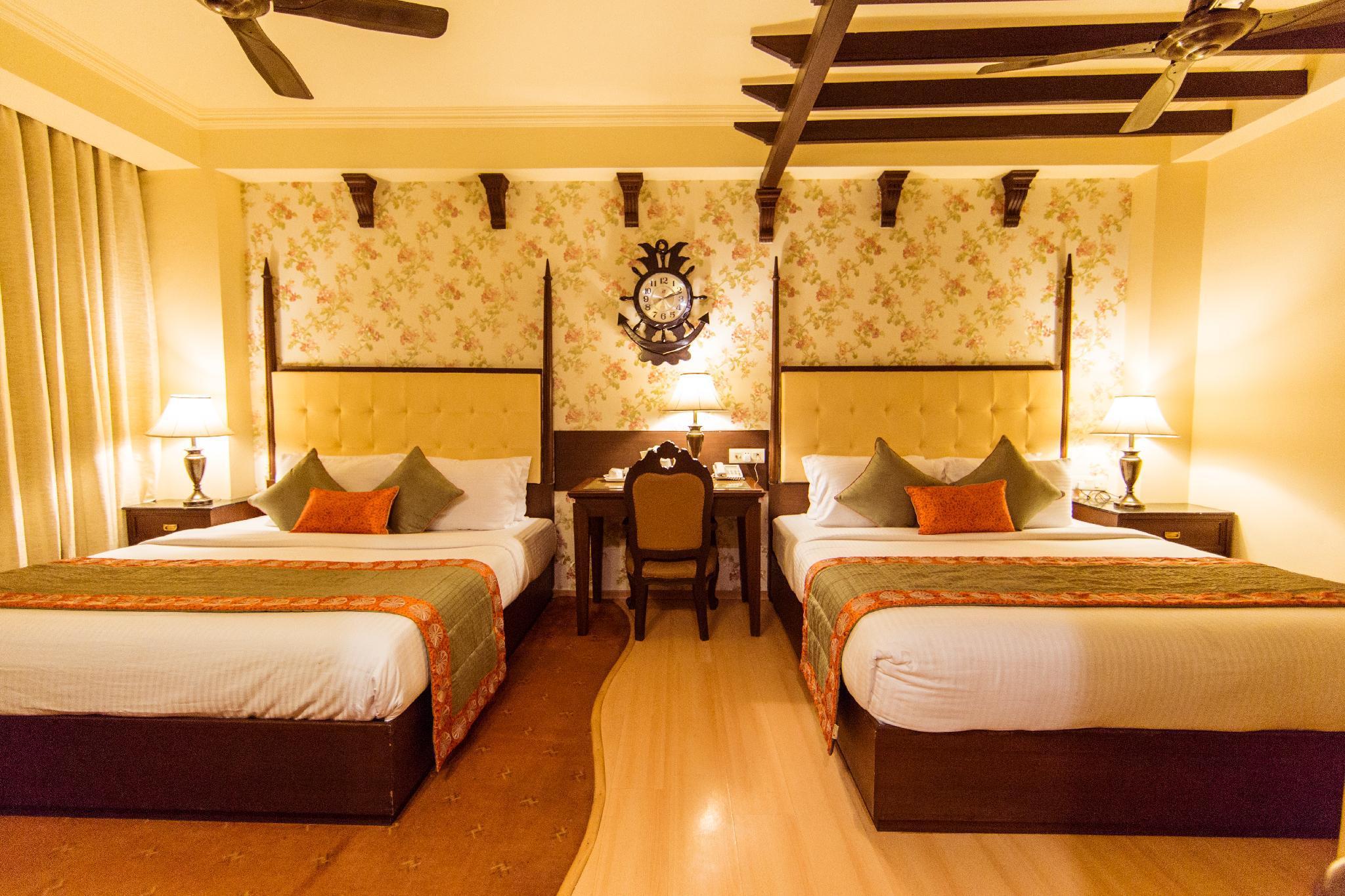Hotel Clark International