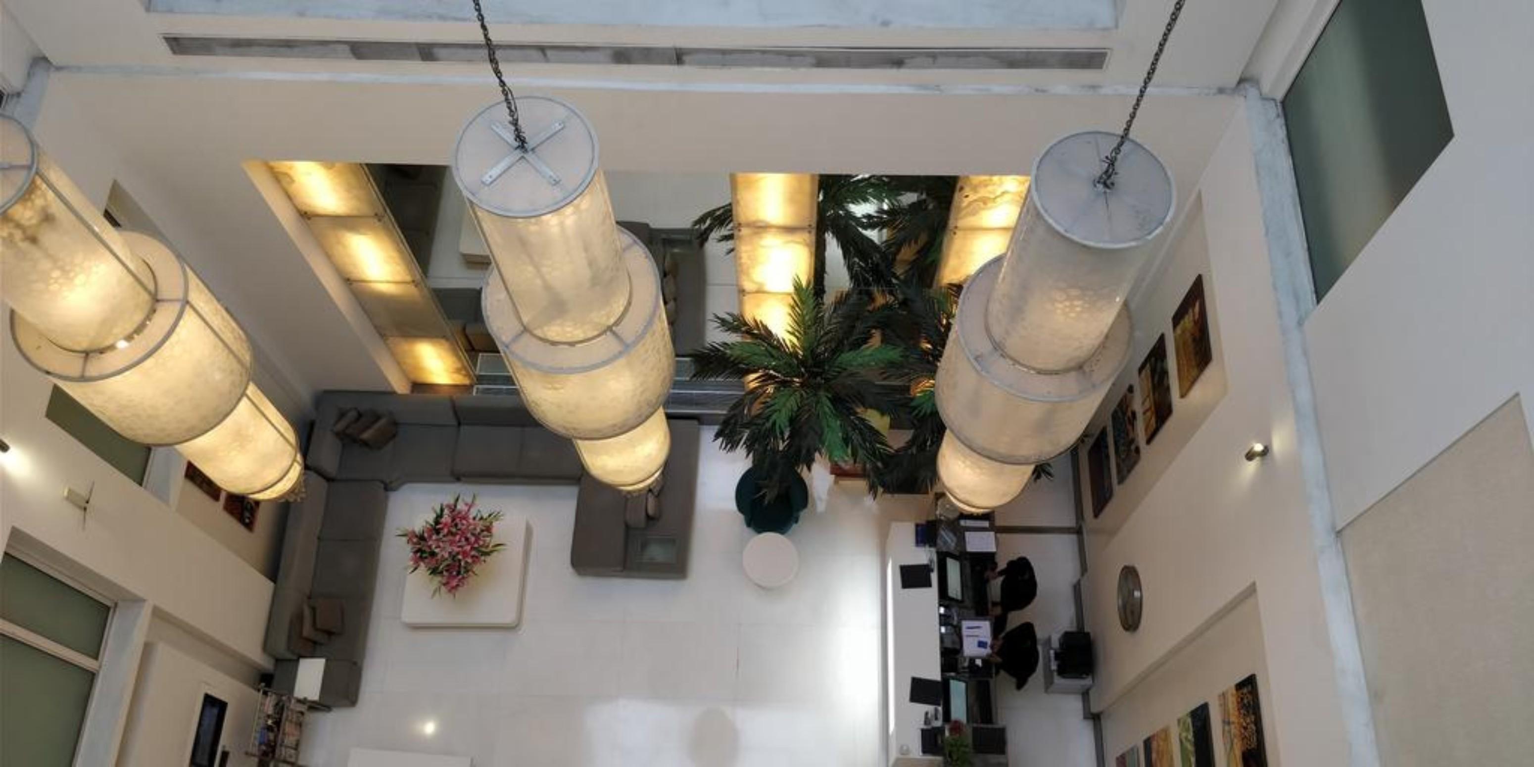 The Ashtan Sarovar Portico 4*
