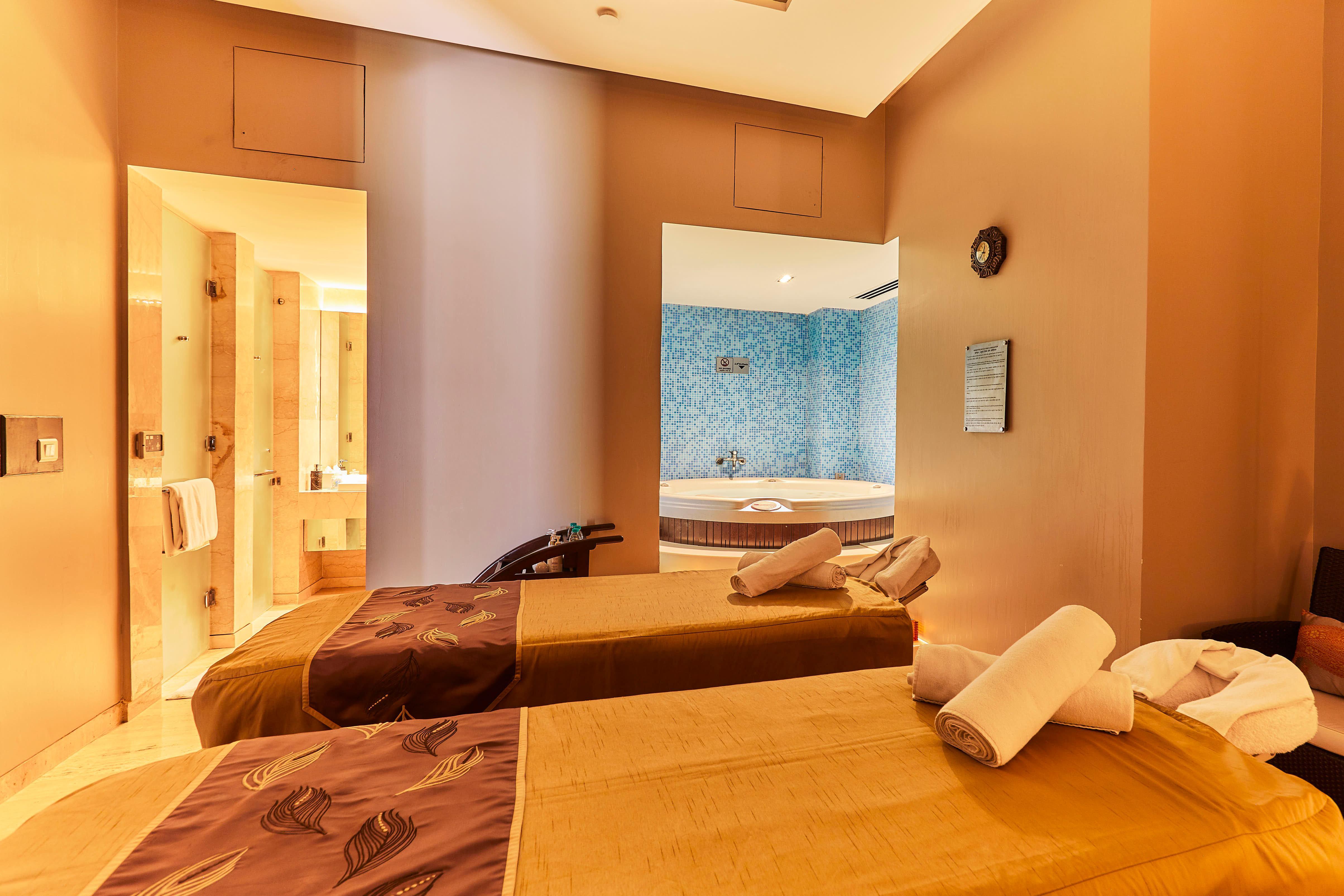 Crowne Plaza New Rohini By Ihg 5* Delhi (National Capital Territory of India)