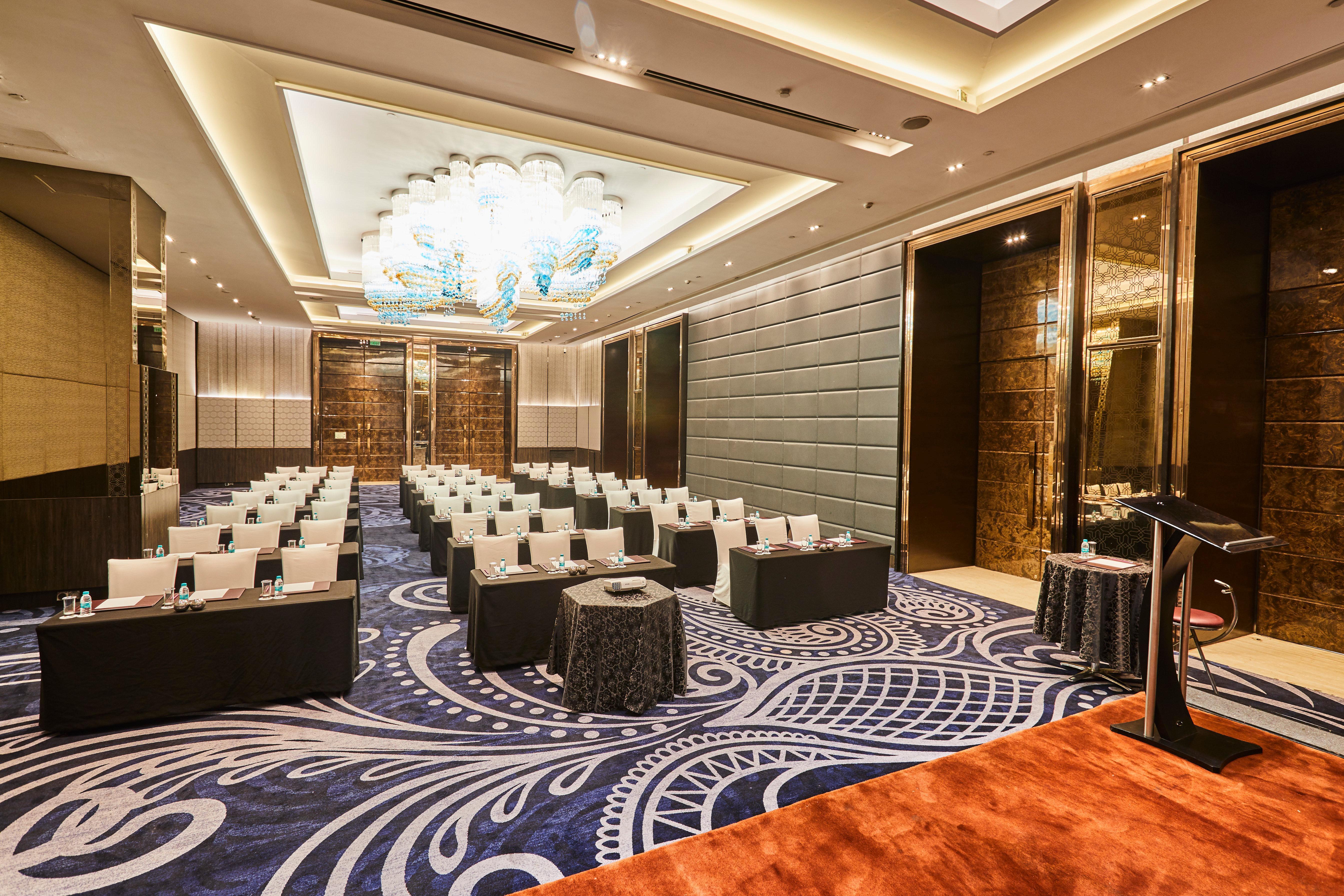 Crowne Plaza New Rohini By Ihg