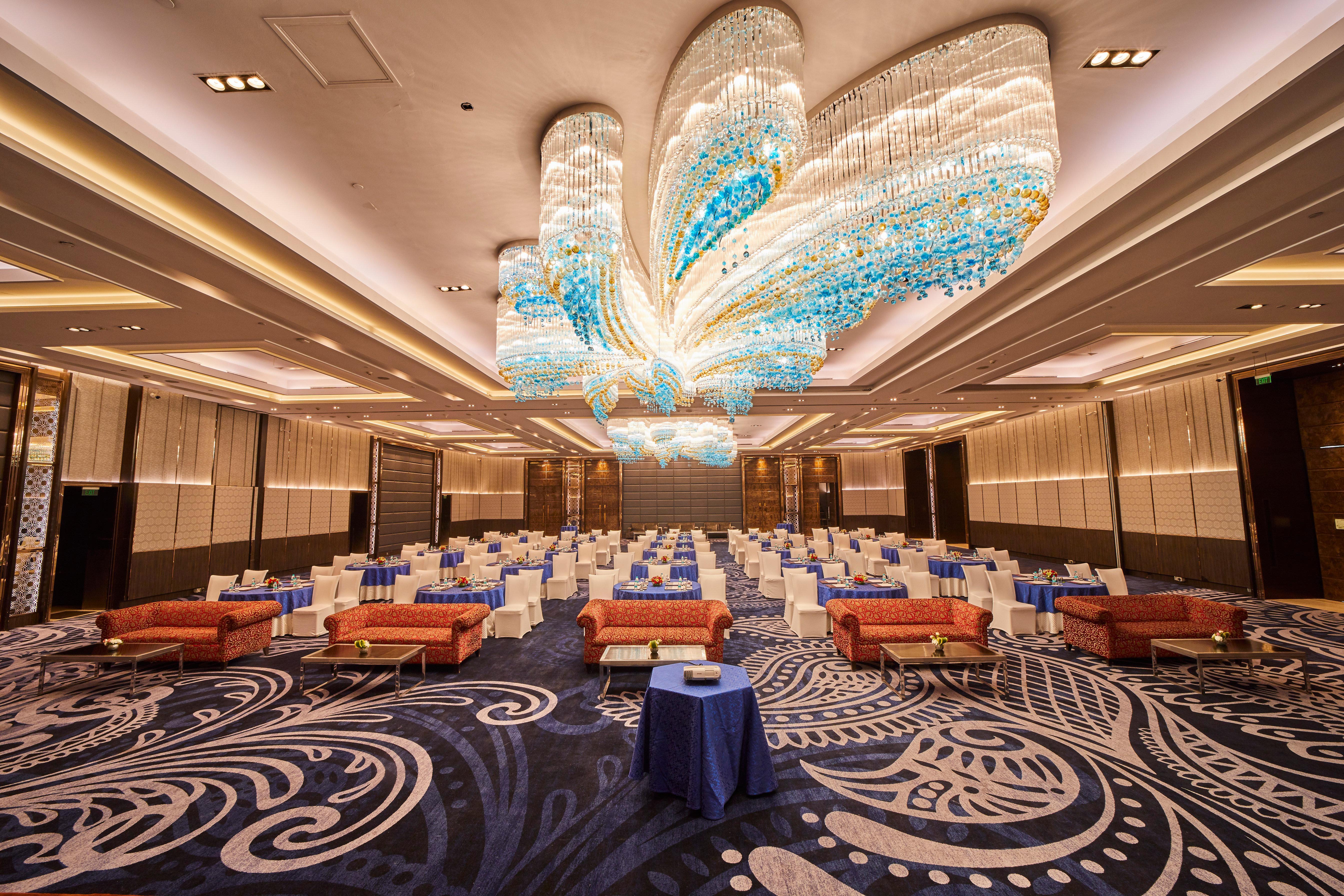 Crowne Plaza New Rohini By Ihg Hotel Delhi (National Capital Territory of India)