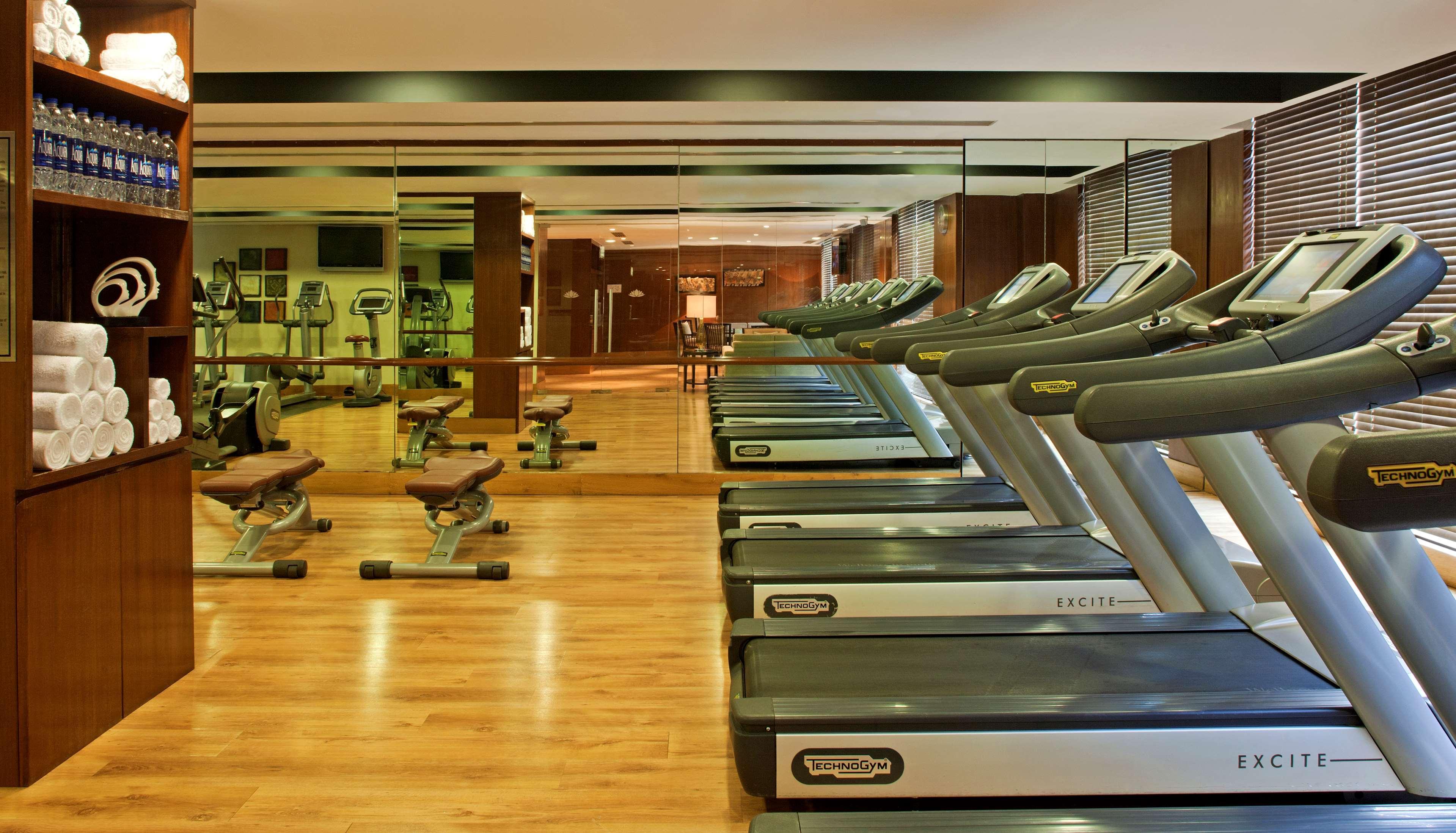 Radisson Blu Plaza Delhi Airport Hotel 5*