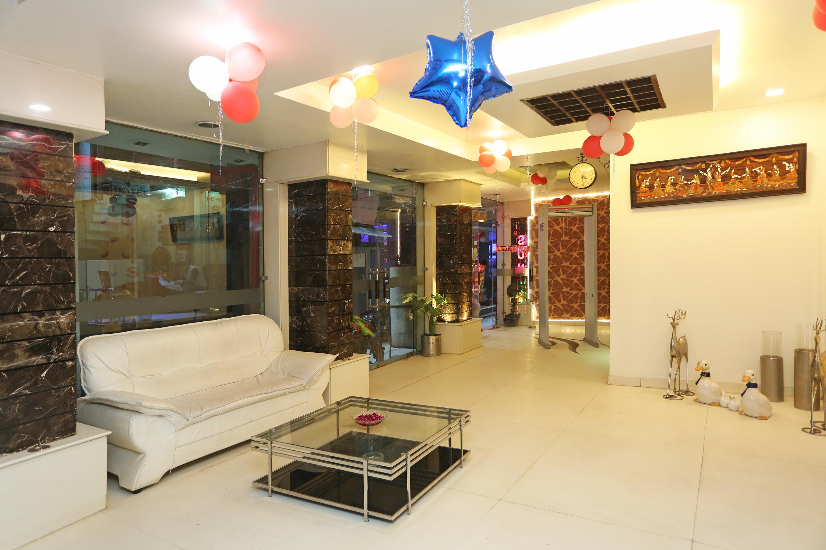 Oyo 524 Sun International New Delhi