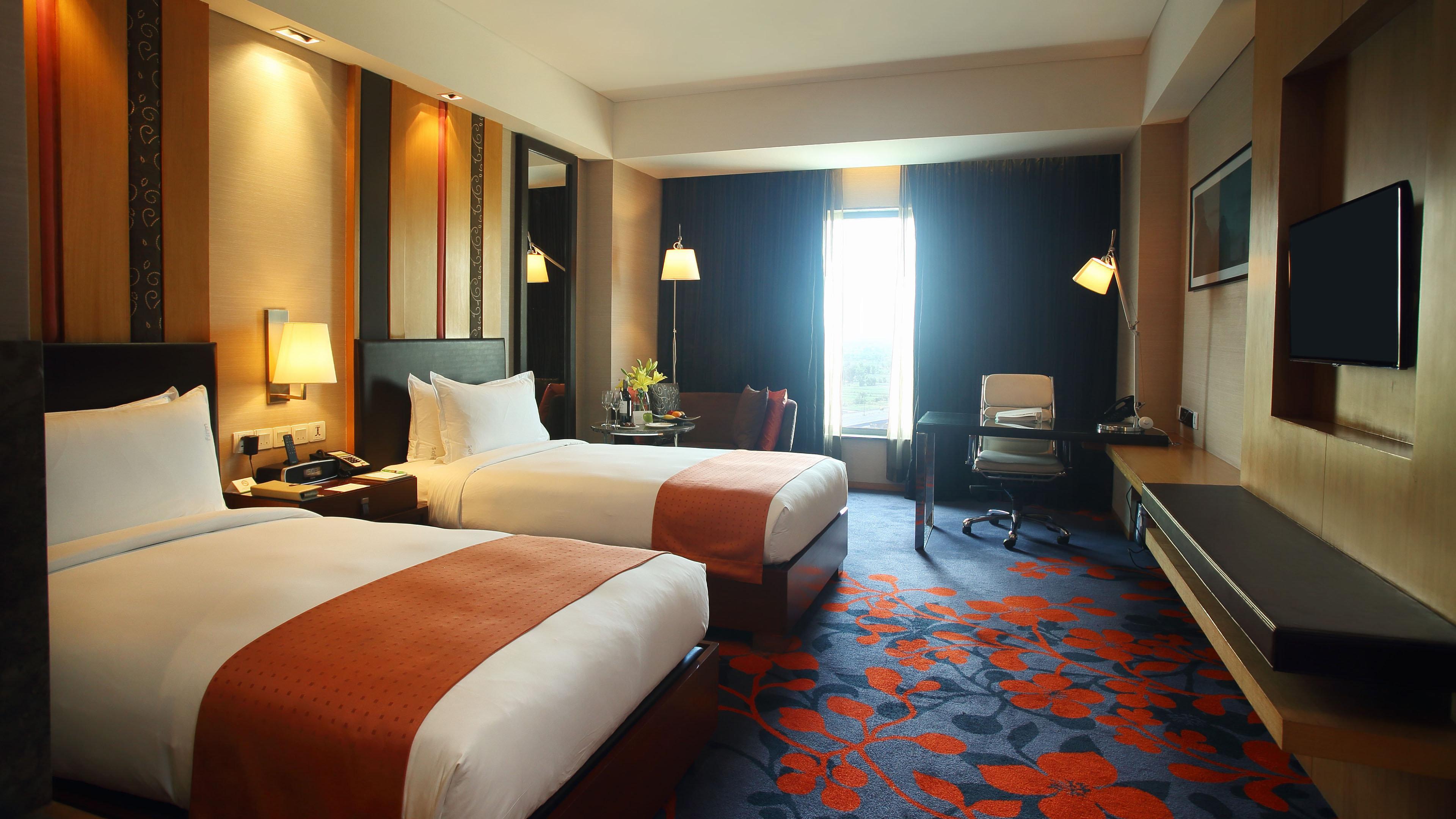 Mayur Vihar Noida By Ihg Hotel 5*