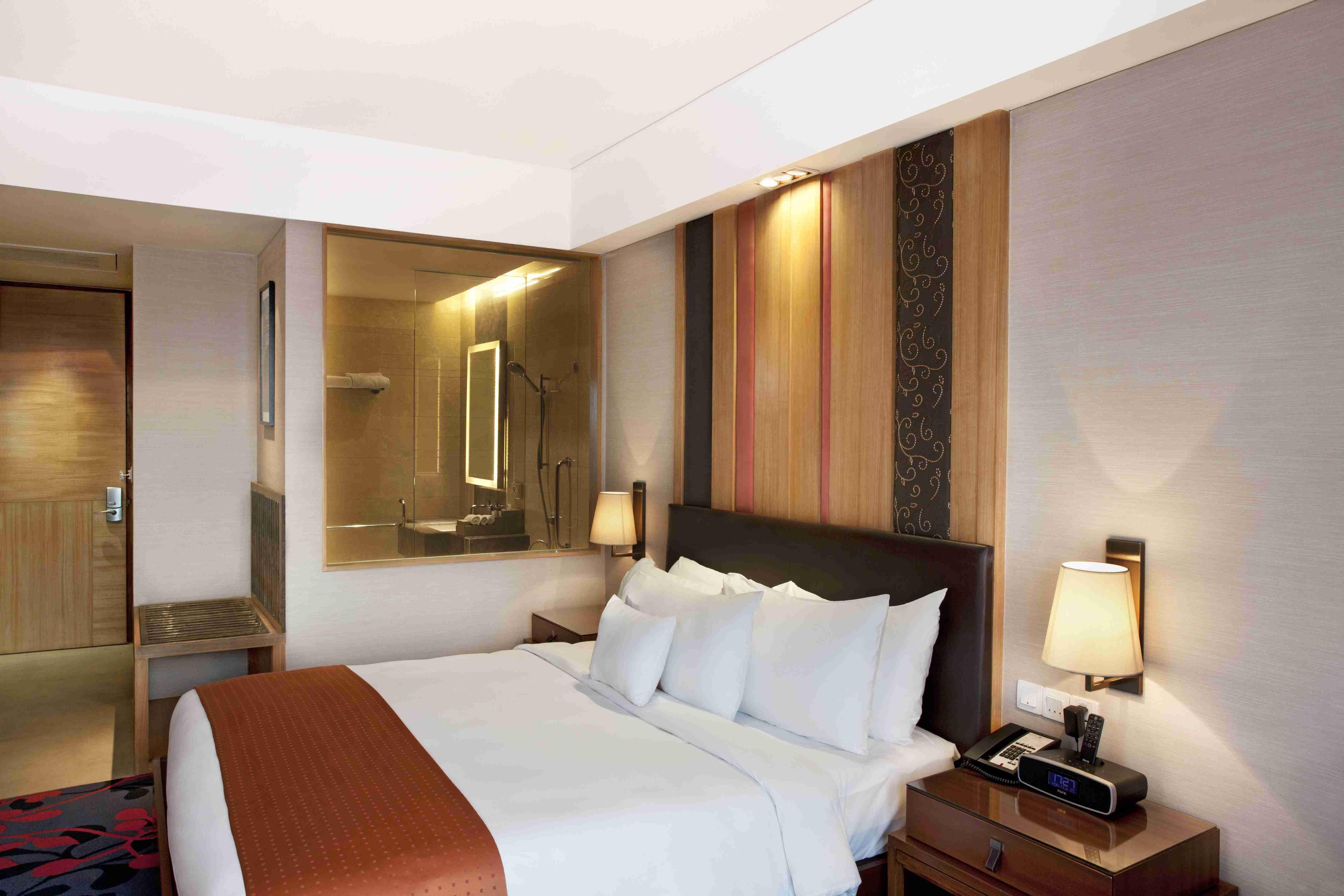 Hotel Mayur Vihar Noida By Ihg New Delhi