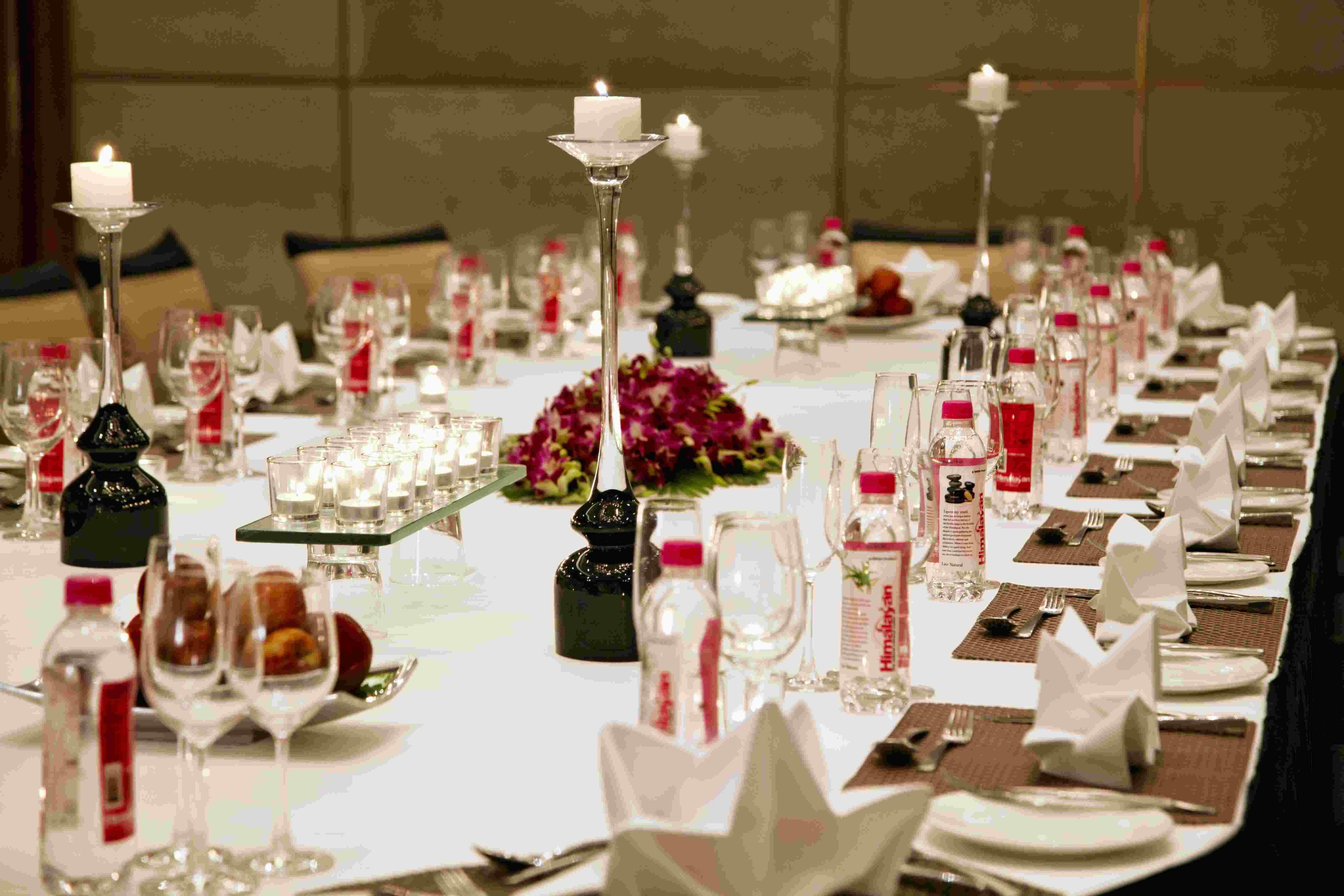 Mayur Vihar Noida By Ihg