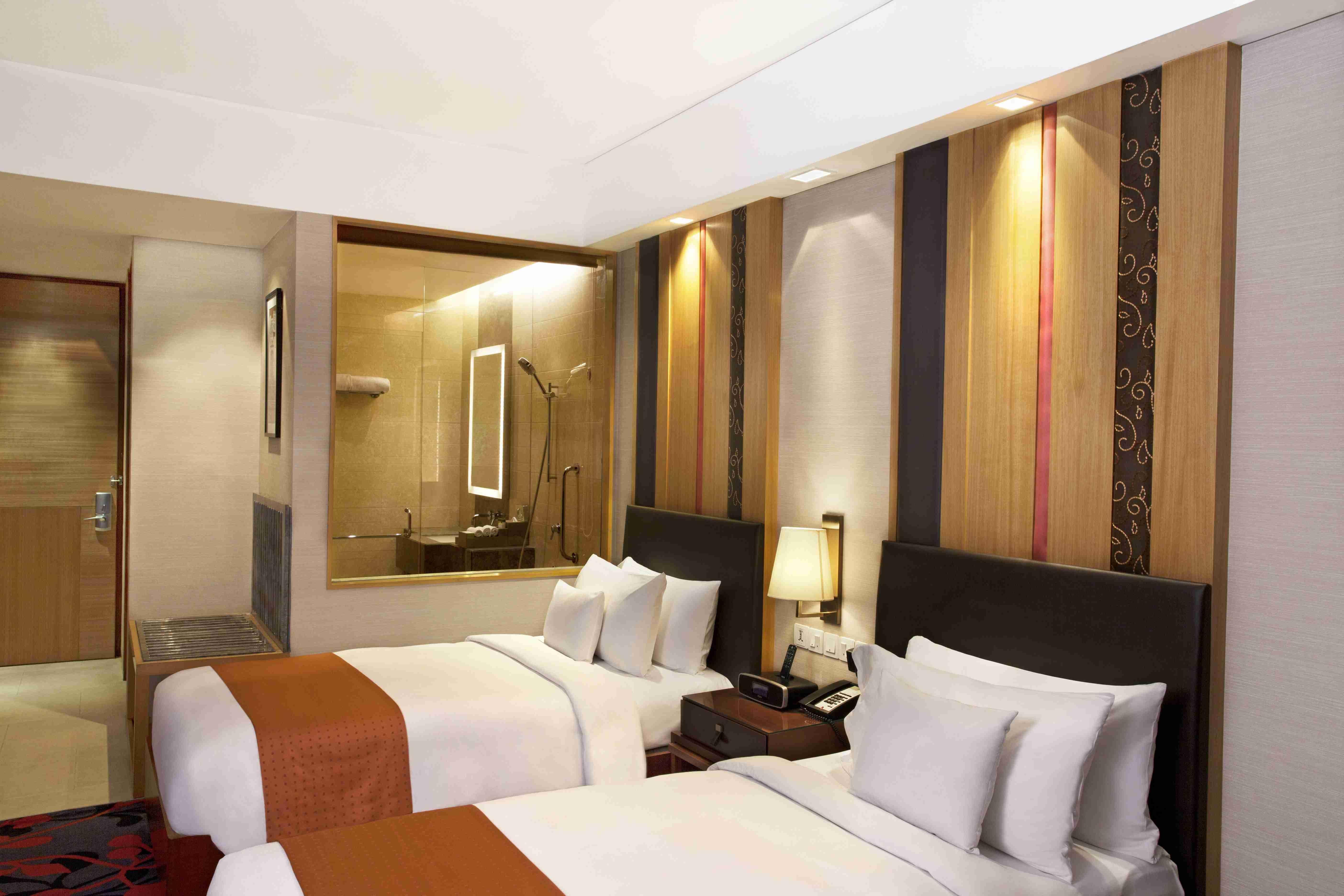 Hotel Mayur Vihar Noida By Ihg New Delhi