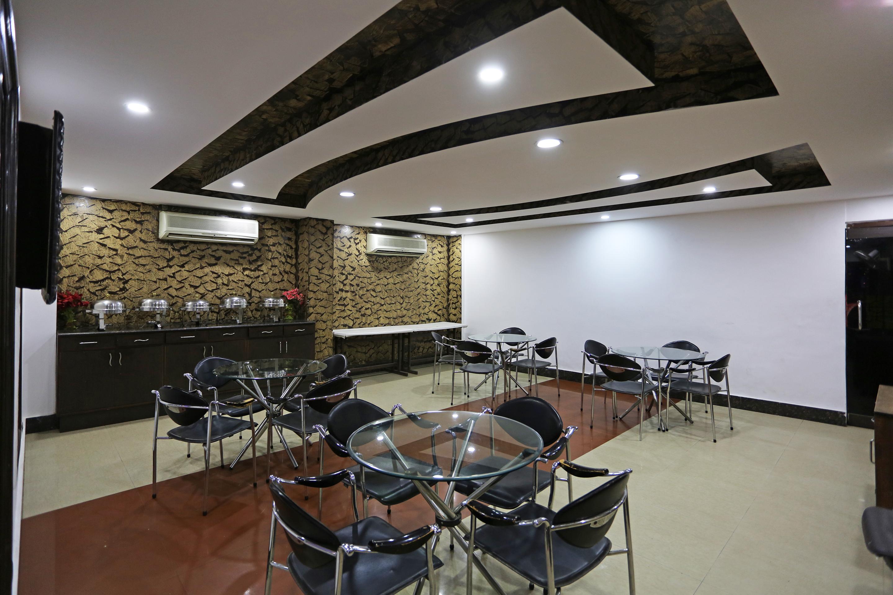 Hotel Oyo 337 Anand