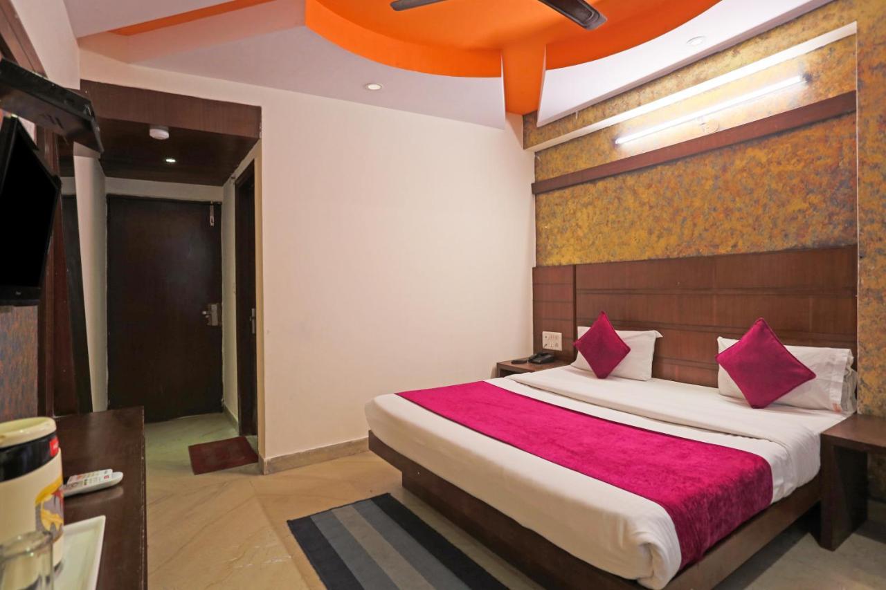 Repose Suites Near Railway Station 4* New Delhi