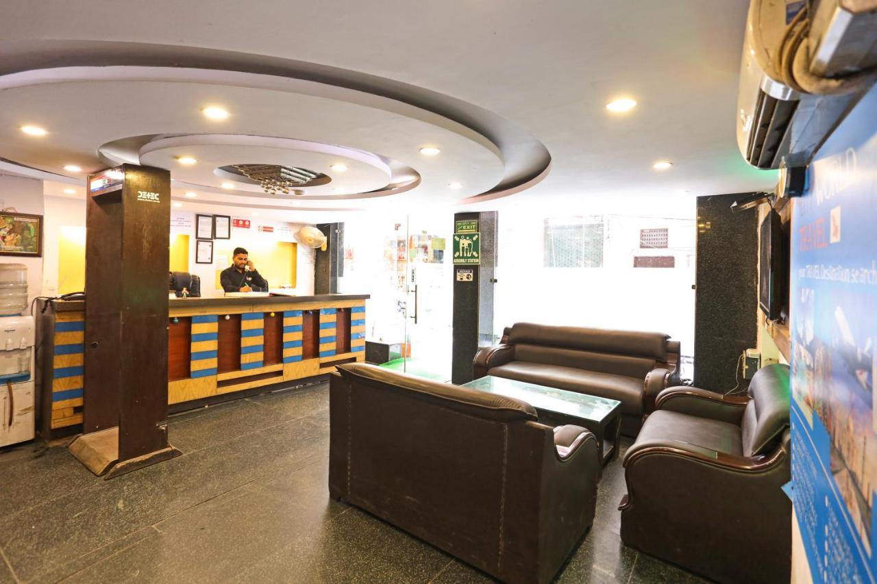 Repose Suites Near Railway Station Hotel